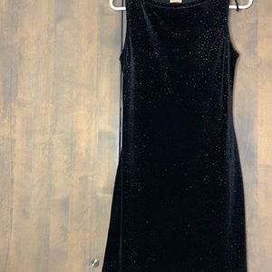 Elegant black sparkly velvet dress